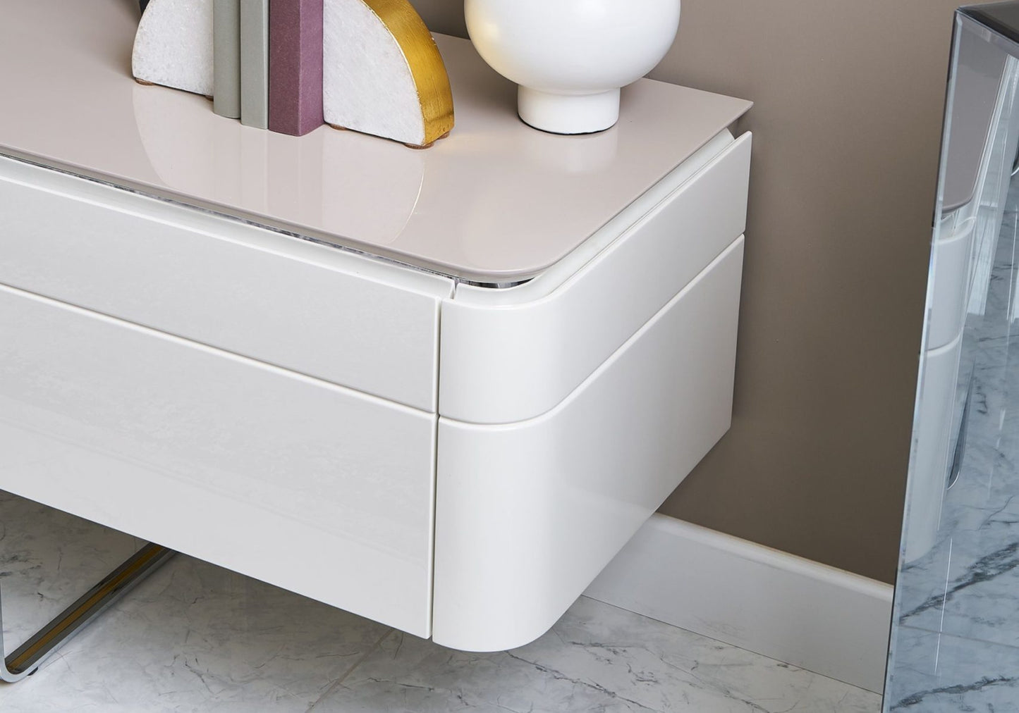 Tv Ünite Seti Silver Beyaz ARES